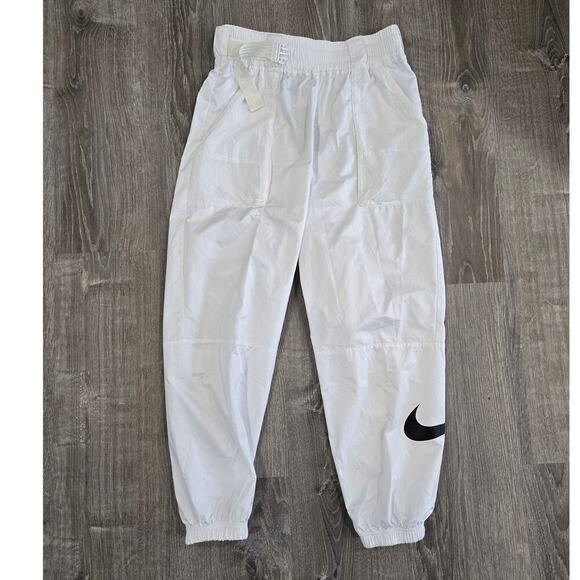 Nwt Nike Swoosh Belted High Rise Pants size L - Picture 2 of 6